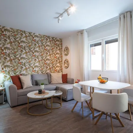 Lobos Deluxe Centro Apartman *